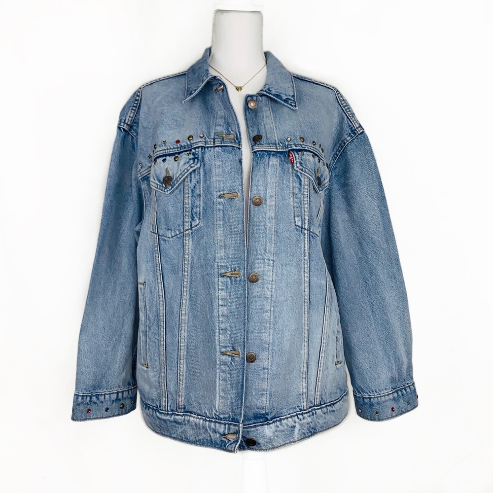 LEVI'S WOMEN'S BAGGY TRUCKER JACKET SIZE LARGE NWT